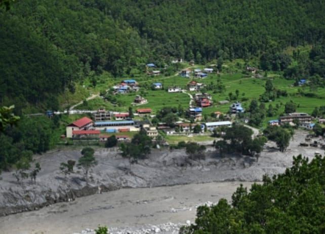 भोटेकोशी बाढ़ का कहर: मृतकों की संख्या 616 पहुंची, 27 पुलिसकर्मी अब भी लापता: नेपाल