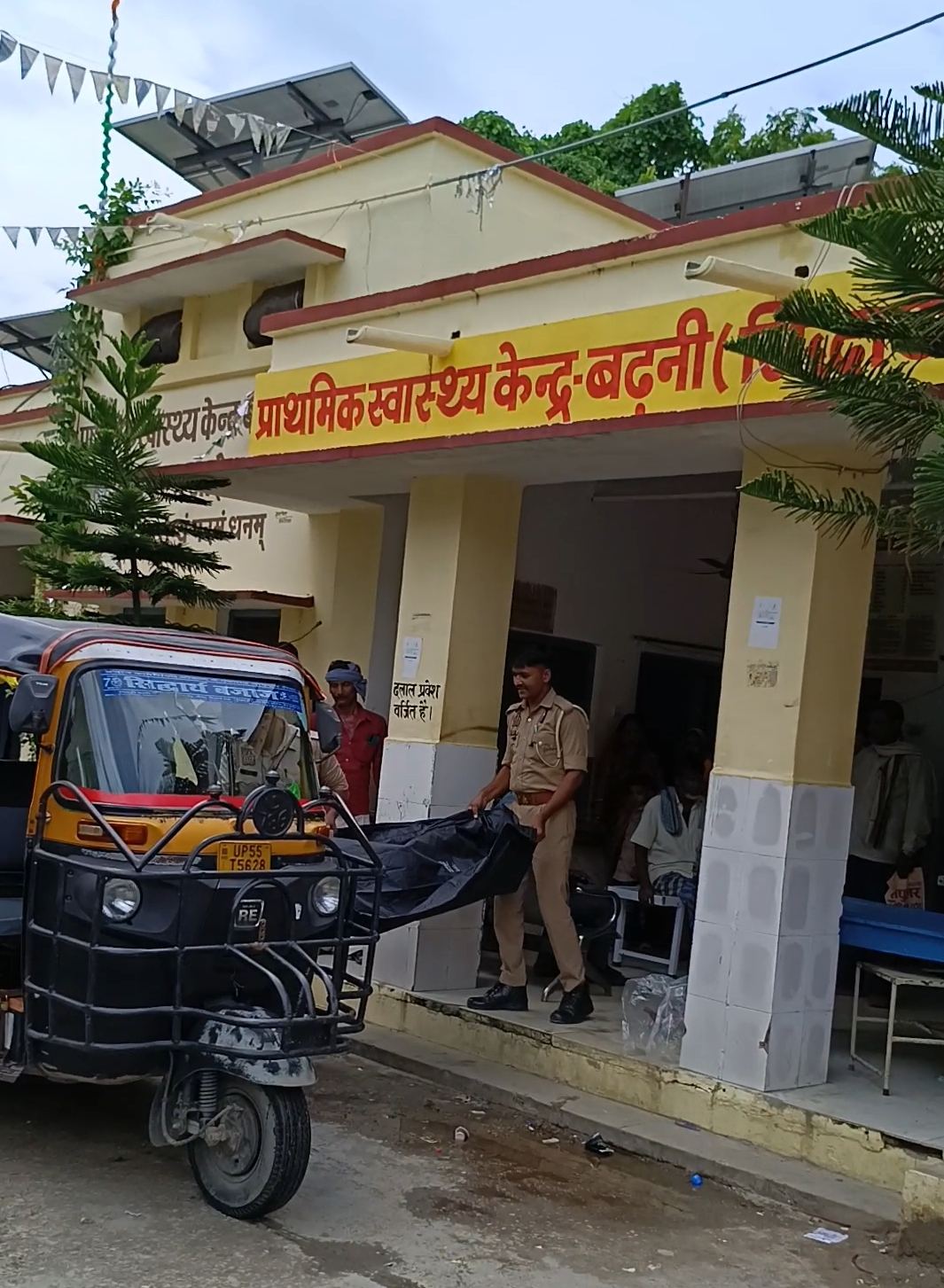 बढ़नी रेलवे स्टेशन पर संदिग्ध हालात में अधेड़ का शव मिलने से सनसनी