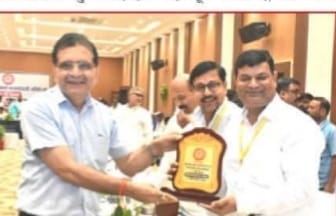 बढ़नी में अंडरपास और ट्रेन ठहराव की मांग